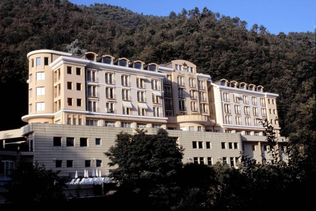 Grand Hotel Antiche Terme Di ปิญา ภายนอก รูปภาพ